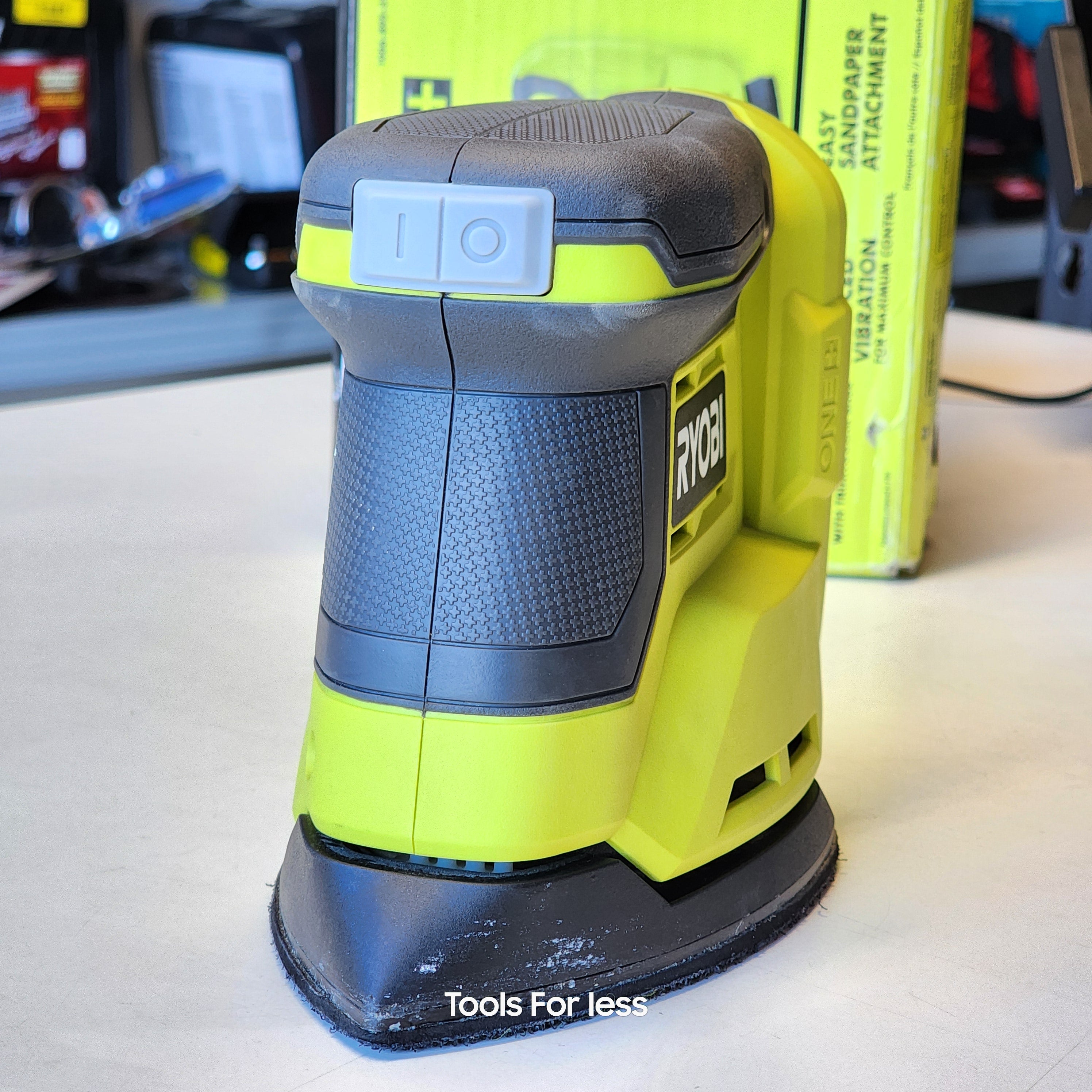 ONE+ 18V CORDLESS CORNER CAT FINISH SANDER (TOOL ONLY) ONE+ 18V CORDLESS CORNER CAT FINISH SANDER (TOOL ONLY)